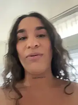 I-Am-Gia – webcam model profile photo Image 10