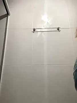 R_Roshni – webcam model profile photo Image 12