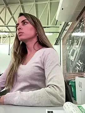 R_Roshni – webcam model profile photo Image 16