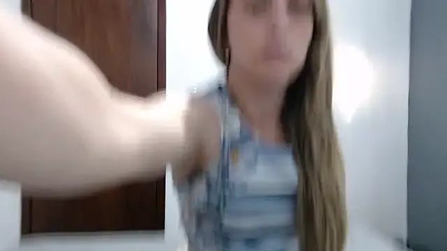 R_Roshni – webcam model profile photo Image 18