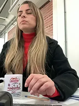 R_Roshni – webcam model profile photo Image 7