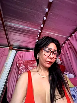 Regina_5 – webcam model profile photo Image 10