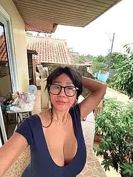 Regina_5 – webcam model profile photo Image 18