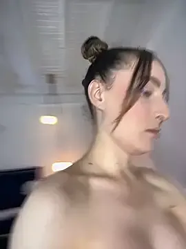 HotBella- – webcam model profile photo Image 8