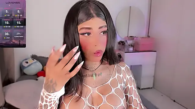 Milkyy_wway – webcam model profile photo Image 9