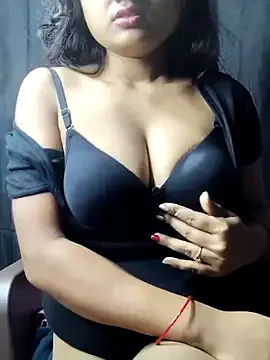 hoaarisa – webcam model profile photo Image 2