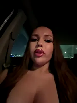 Lovelyy-couple – webcam model profile photo Image 9