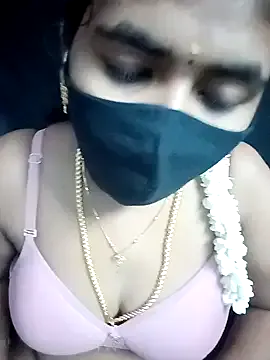 Sophie_cute06 – webcam model profile photo Image 3