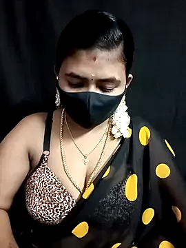 Sophie_cute06 – webcam model profile photo Image 8