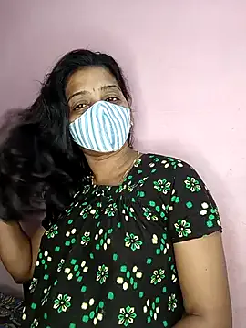 Nicoleevien – webcam model profile photo Image 11