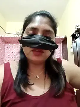 blonde_bigtits – webcam model profile photo Image 8