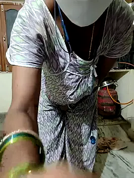 winter11 – webcam model profile photo Image 12