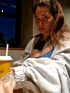 Lalitha-1995 – webcam model profile photo Image 9