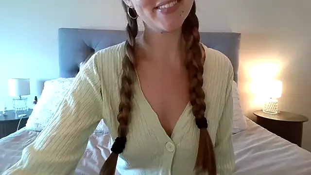 hot_wife_35 – webcam model profile photo Image 9