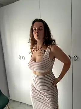 batmancatwoman17 – webcam model profile photo Image 15