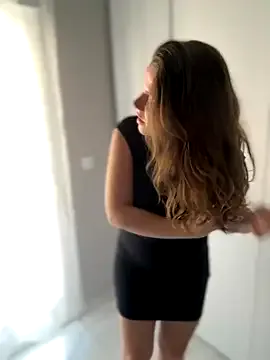 batmancatwoman17 – webcam model profile photo Image 2