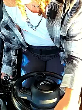 dirtypub – webcam model profile photo Image 15