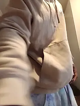 ClaireBree – webcam model profile photo Image 10