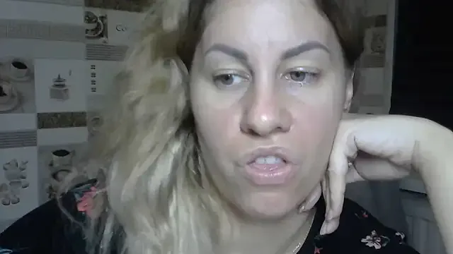 Simone_Miller – webcam model profile photo Image 9