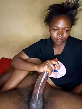 hornyshow_tv – webcam model profile photo Image 12