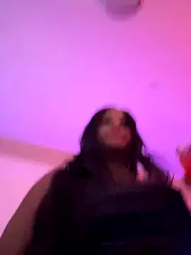 ivy69_9 – webcam model profile photo Image 10