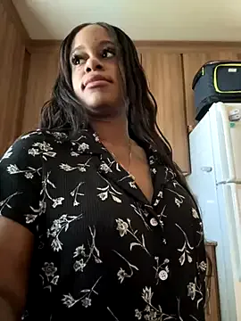 ivy69_9 – webcam model profile photo Image 6