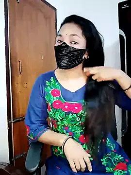 ReiningAffaire – webcam model profile photo Image 12