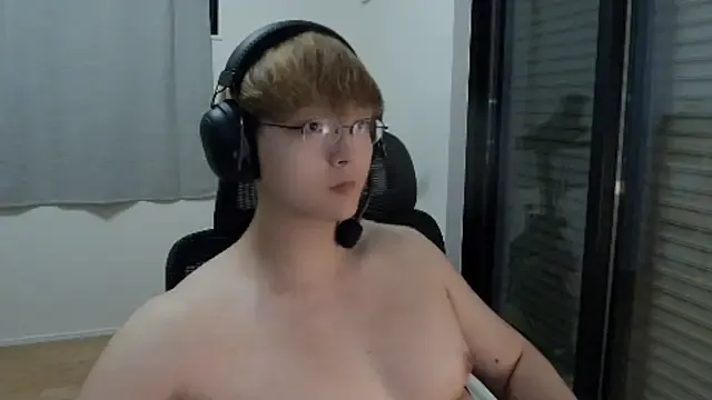 _miss_hinata_ – webcam model profile photo Image 14