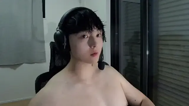 _miss_hinata_ – webcam model profile photo Image 15