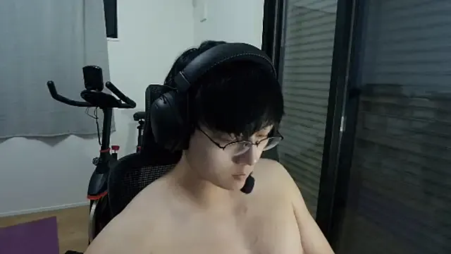 _miss_hinata_ – webcam model profile photo Image 19