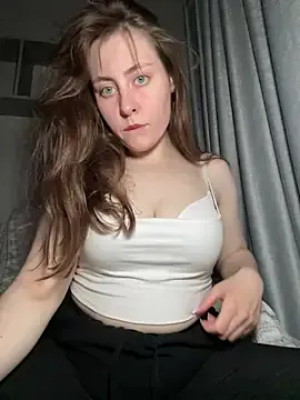 denobluora – webcam model profile photo Image 5