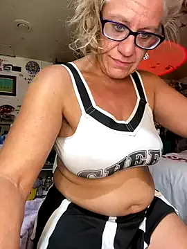 Baby_asha – webcam model profile photo Image 2