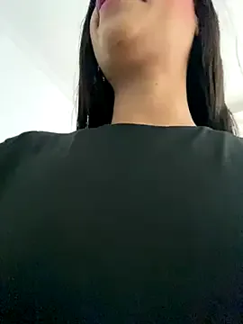 RomanticCouple432 – webcam model profile photo Image 4