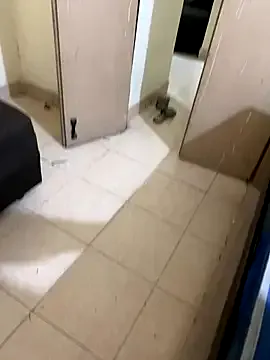 curvyflawless – webcam model profile photo Image 15