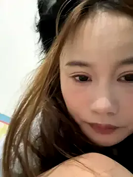 mon1_day – webcam model profile photo Image 10