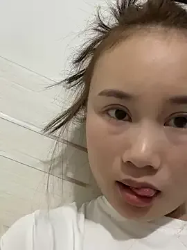 mon1_day – webcam model profile photo Image 2