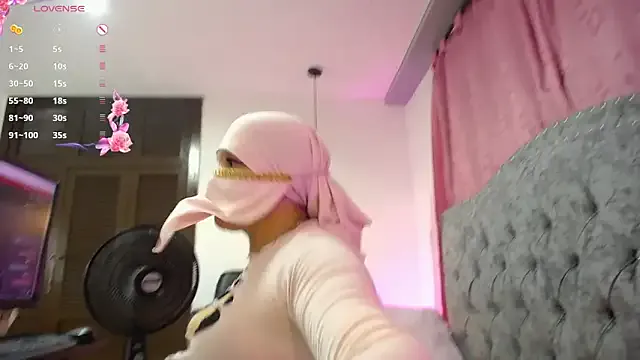 jenn_fit – webcam model profile photo Image 4