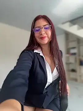 blonde_bigtits – webcam model profile photo Image 2