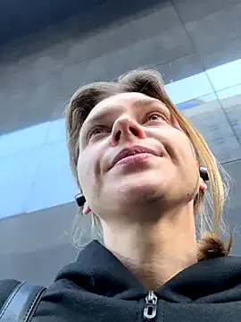 priya_sharma02 – webcam model profile photo Image 9