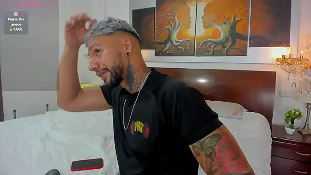 Sexandfire – webcam model profile photo Image 18