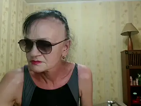 Lana-Grey – webcam model profile photo Image 11