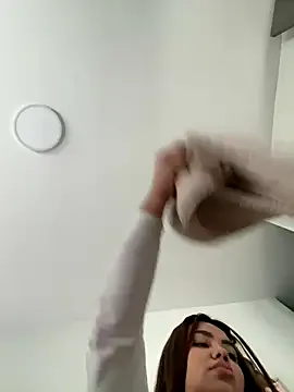 Layla_ly – webcam model profile photo Image 14