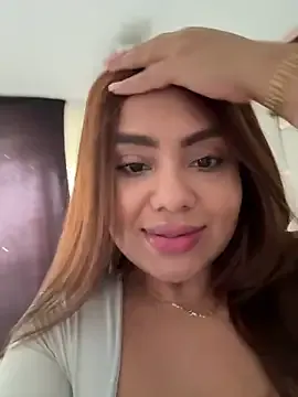 Layla_ly – webcam model profile photo Image 15