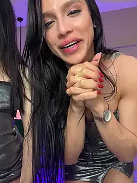 Cumonmme – webcam model profile photo Image 5