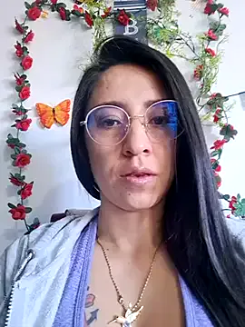 AyreenMoore – webcam model profile photo Image 11