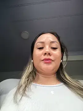 Horny_pratiksha – webcam model profile photo Image 18