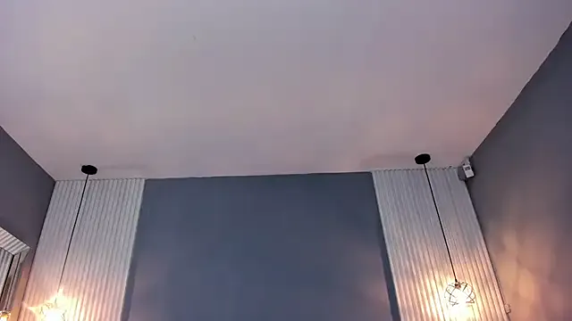 Nina-Holly – webcam model profile photo Image 9