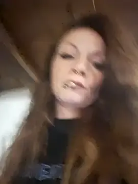 hotmilfbitch – webcam model profile photo Image 9