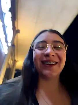 COLAMBIA_X_GURL – webcam model profile photo Image 11