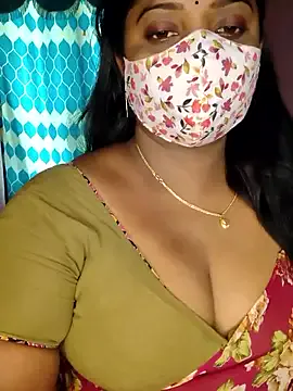 GloriaEvans – webcam model profile photo Image 6